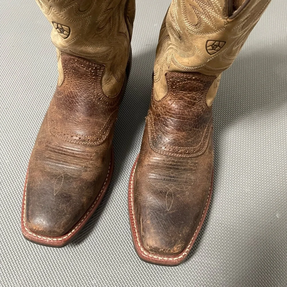 Ariat Heritage Roughstock Cowboy Boot - Picture 5 of 12
